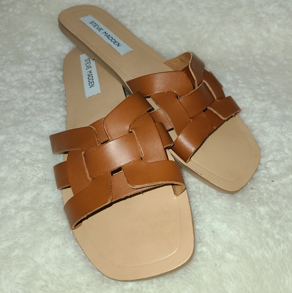 New Steve Madden Harriet sandal slide Size